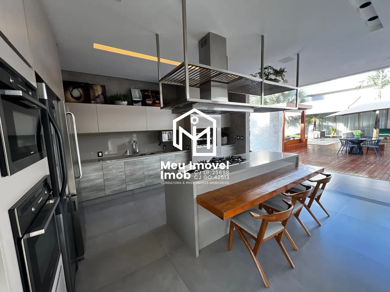 Imagem Casa 4 Quartos 4 Suítes 7 Vagas 860m² Mobiliado Park Way/DF