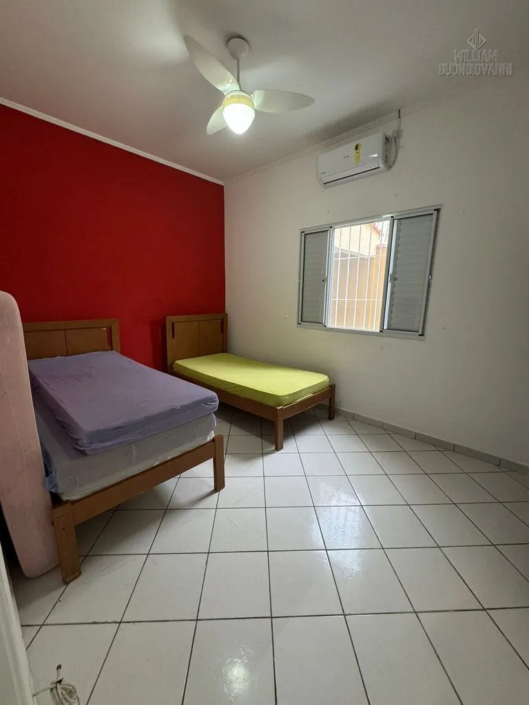 Imagem Casa Isolada no Balneário Flórida - 3 Dorms, Mobiliada e 6 Vagas!