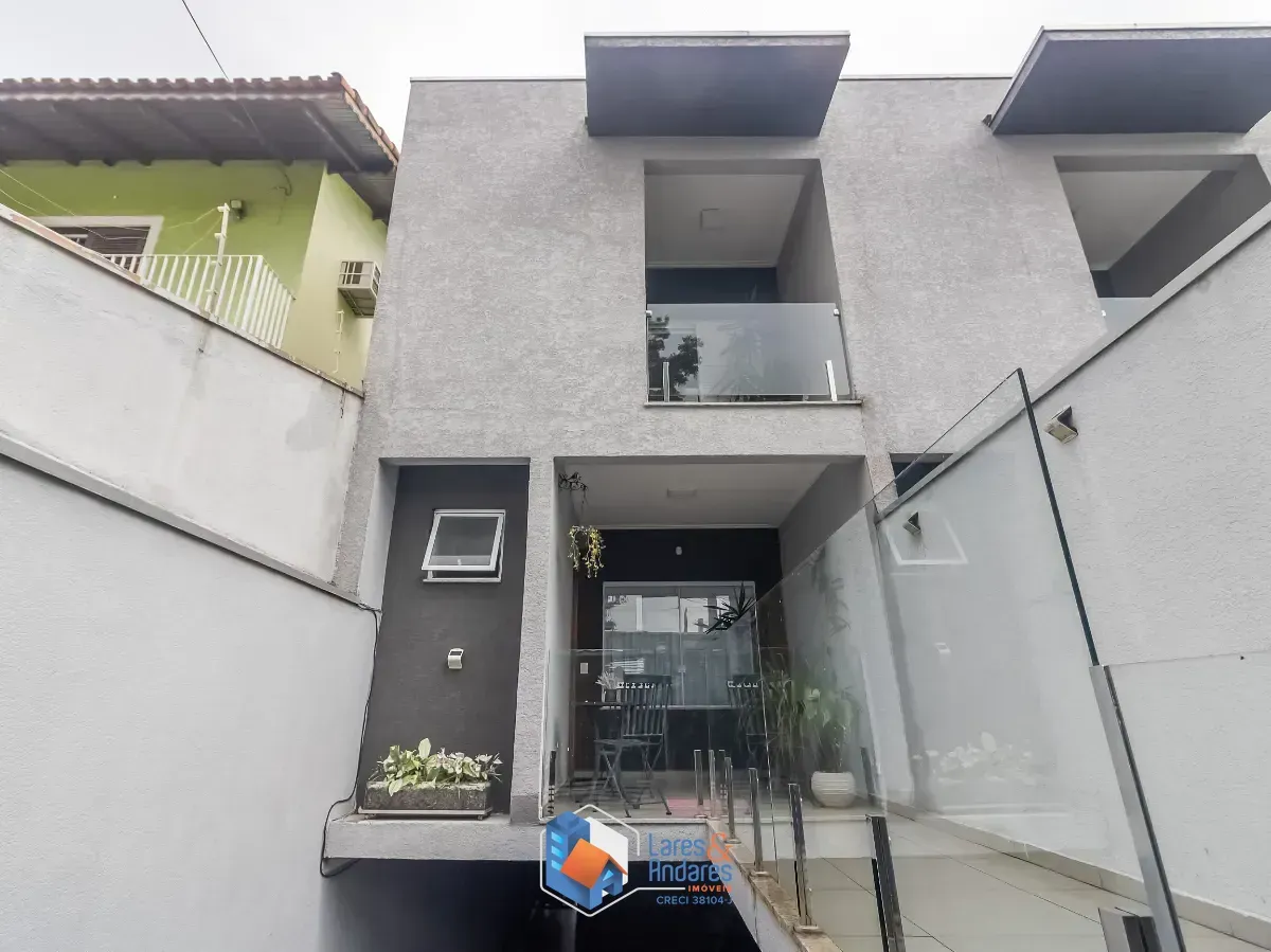 Imagem Sobrado para venda em City Recanto Anastácio com 3 quartos, sendo 3 suítes, 158m²