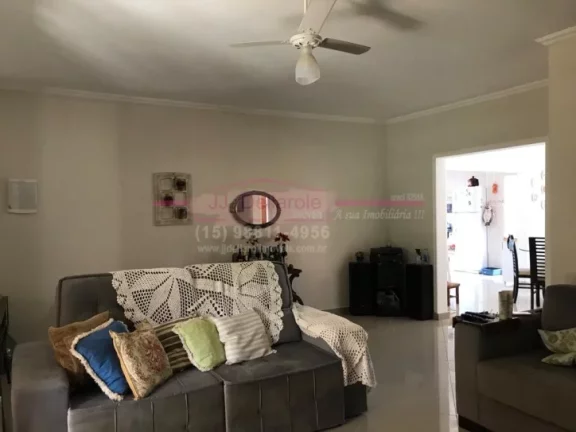 Imagem Chácara com muito verde dentro de condomínio Residencial