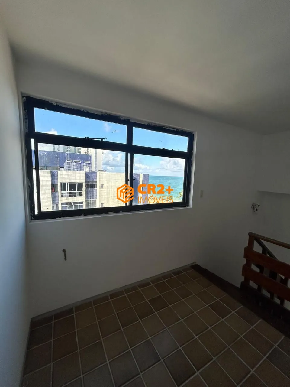 Imagem Vendo Cobertura Duplex à Beira-Mar em Candeias Oportunidade Única! 240m²