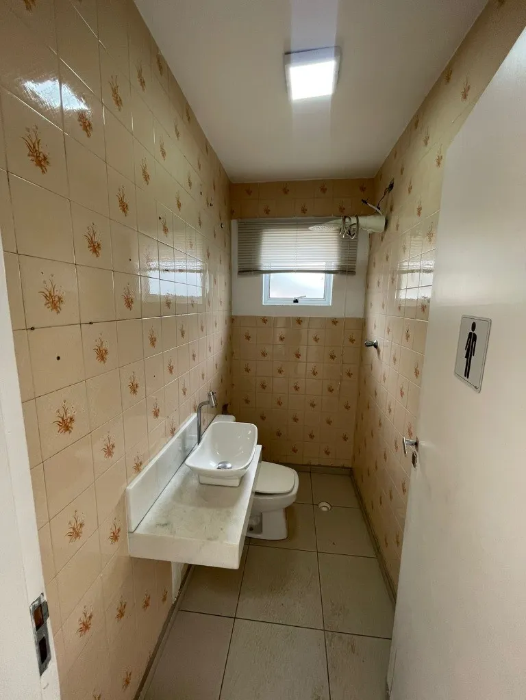 Imagem Imperdível: Casa de Luxo em São Caetano do Sul-SP, 3 quartos, 3 suítes, 4 banheiros, 5 vagas, 272m² - Bairro Osvaldo Cruz!