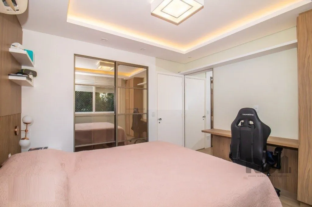 Imagem Vende-se belo apartamento a 2 quadras do Parcão, 3 quartos com suíte e vaga coberta - 110m² - Auxiliadora