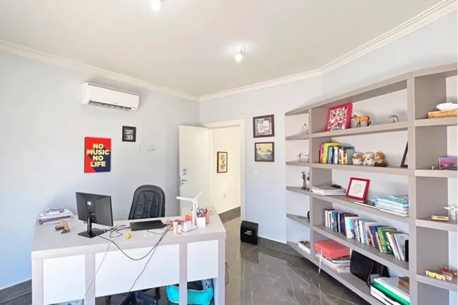 Imagem Casa para venda no bairro Hípica em Porto Alegre