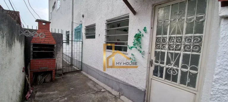 Imagem Apartamento com 2 Quartos ao Lado da Unifeso no bairro do Alto em Teresópolis-RJ