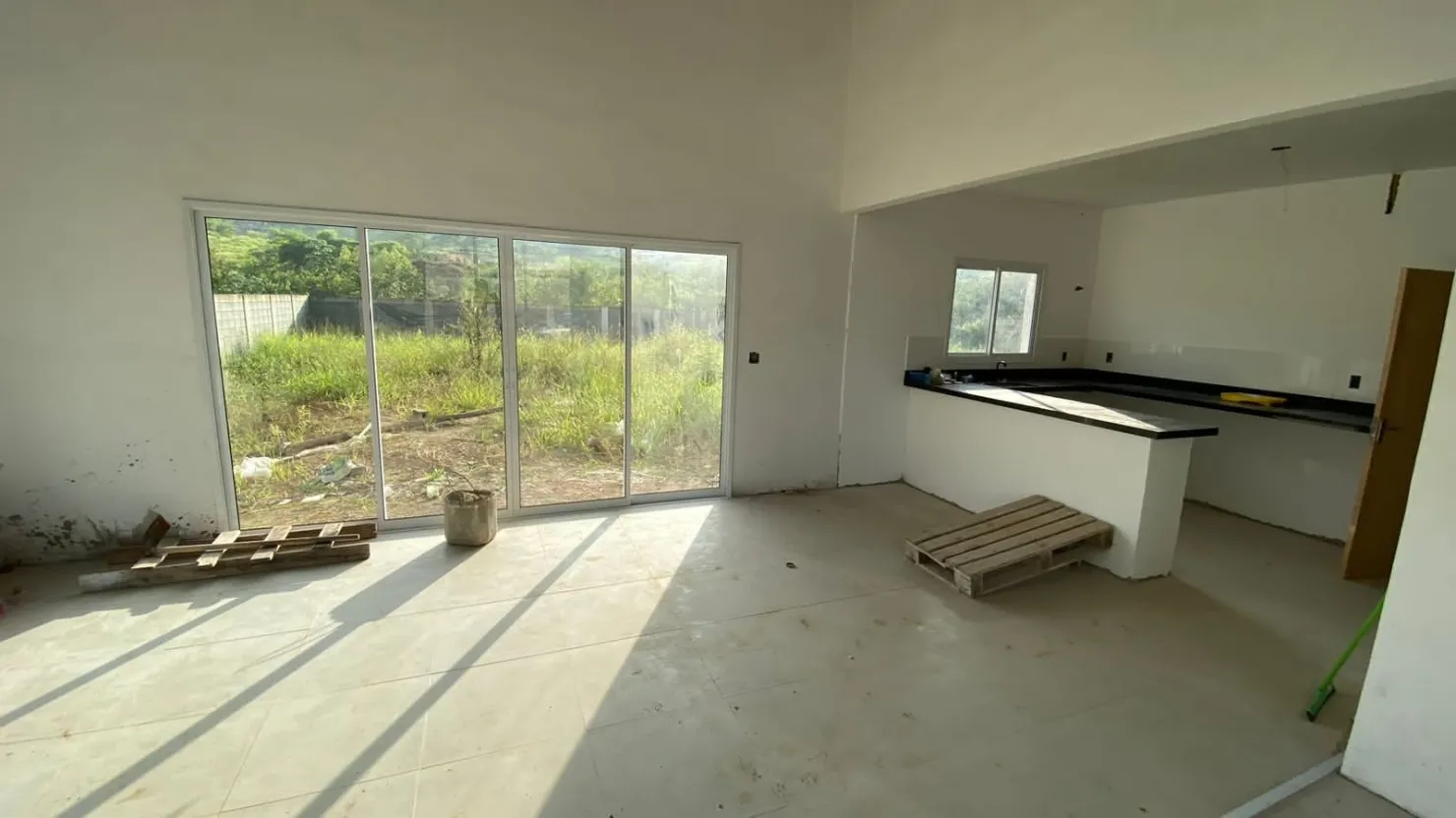 Imagem Casa à venda 3 Quartos, 1 Suite, 4 Vagas, 1025M², Condominio Village da Serra, Tremembé - SP | Condomínio Village da Serra