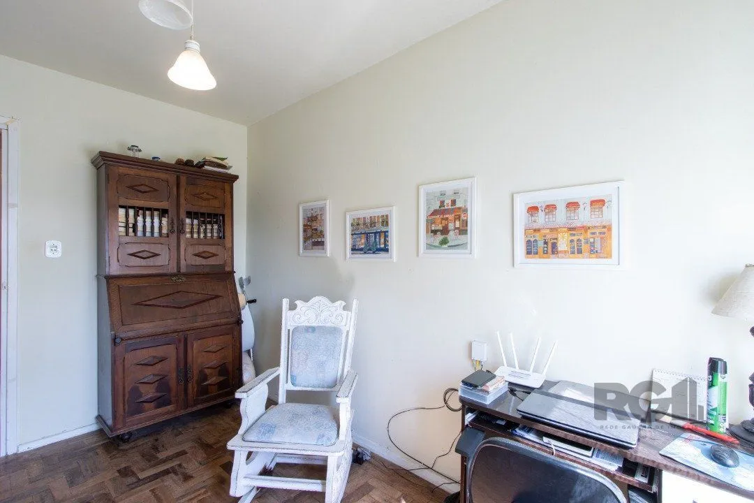 Imagem Casa em condomínio aberto, 3 quartos, edicula com 1 quarto - Bairro Santa Tereza
