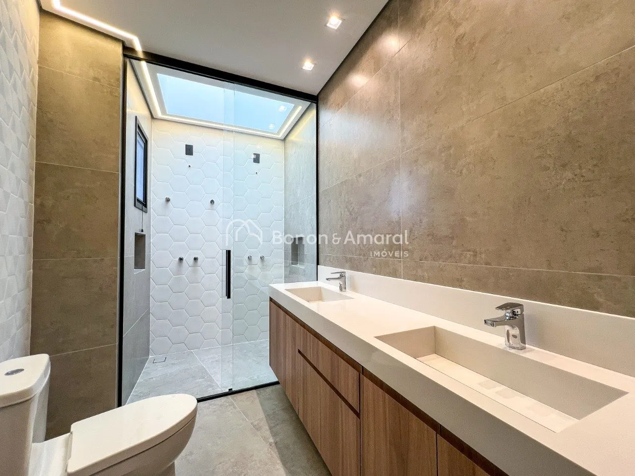 Imagem Casa em condominio 3 Suítes, com piscina em Valinhos /SP