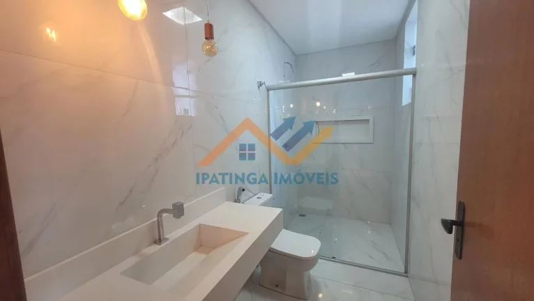 Imagem Casa Duplex no bairro Caravelas