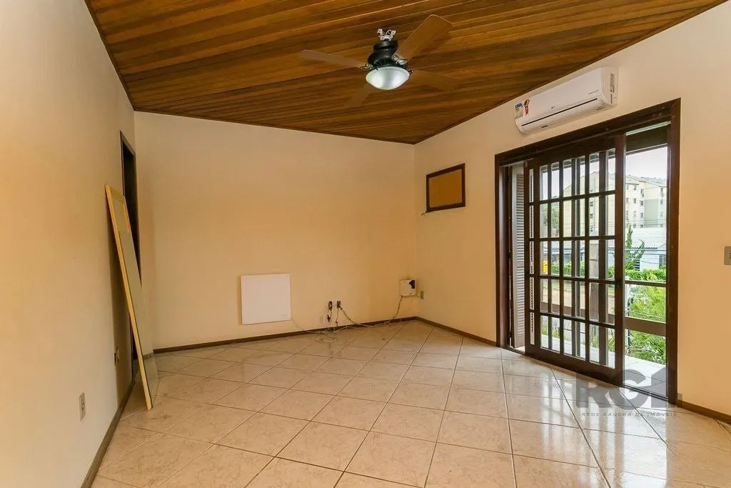 Imagem Casa de 3 dormitórios, no bairro Campo Novo