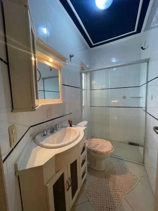 Imagem Casa 03 dormitórios no Bairro Moinhos de Vento em Canoas RS