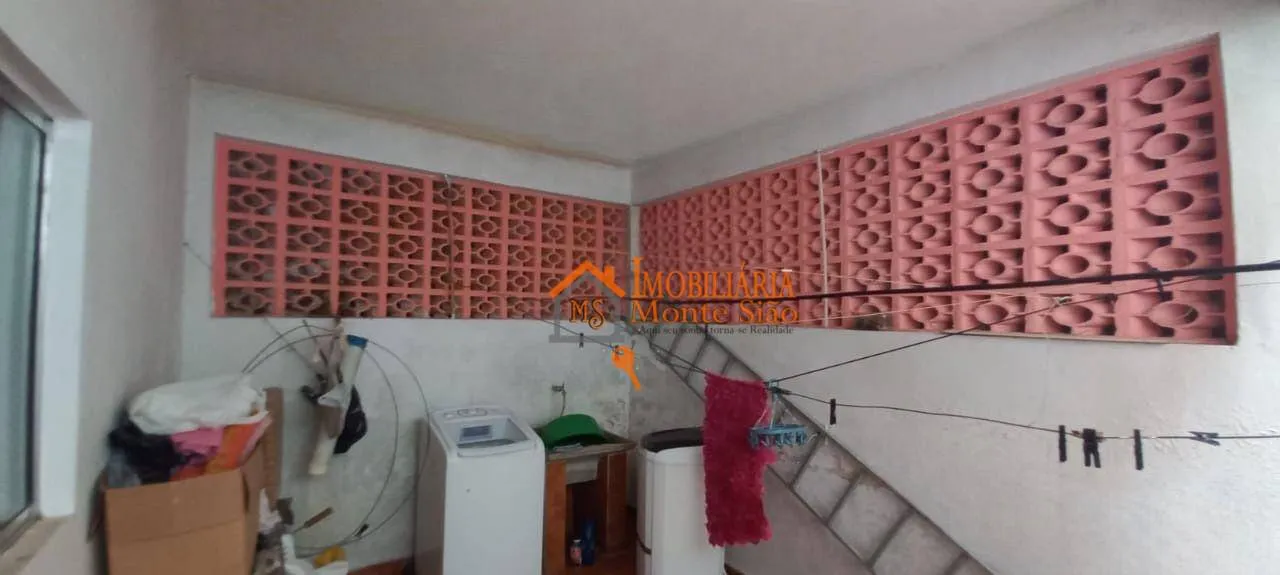 Imagem Sobrado com 3 dormitórios à venda, 140 m² por R$ 300.000,00 - Vila Rica - Guarulhos/SP