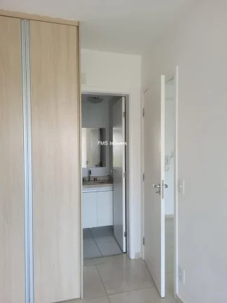 Imagem Apartamento à venda na Vila Andrade, São Paulo-SP: 1 quarto, 1 sala, 1 banheiro e vaga de garagem. Venha conferir!