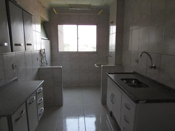 Imagem Lindo Apto com 01 vaga, sala com sacada, cozinha com armários e gabinete, área de serv. wc social ...