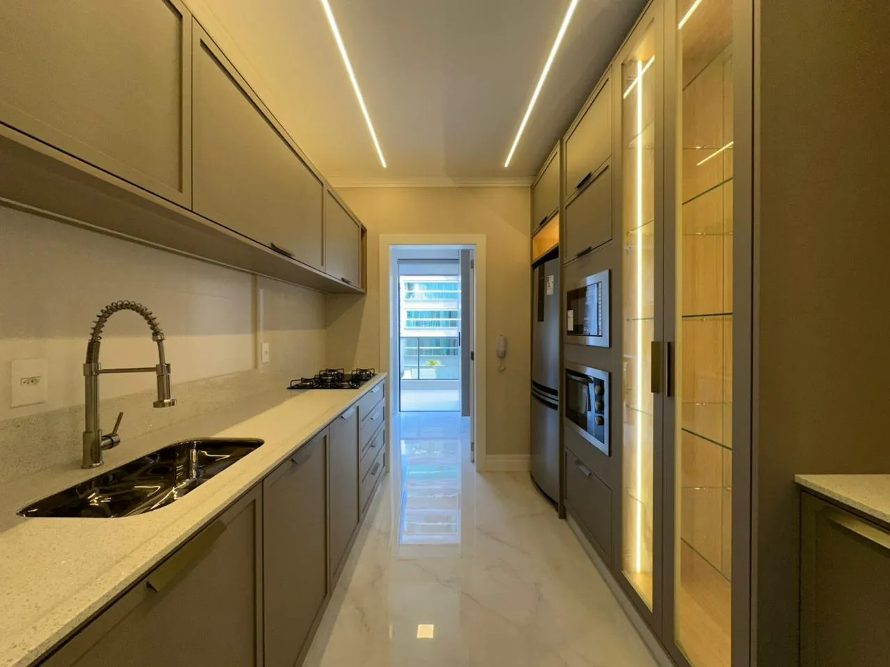 Imagem Apartamento à venda com 163m2 por R$ 2.990.000,00