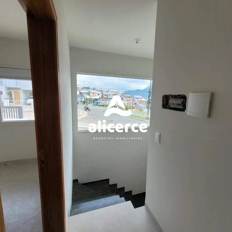 Imagem Sobrado 3 Quartos | 1 Suíte | 2 Vagas - Loteamento San Marino - São José