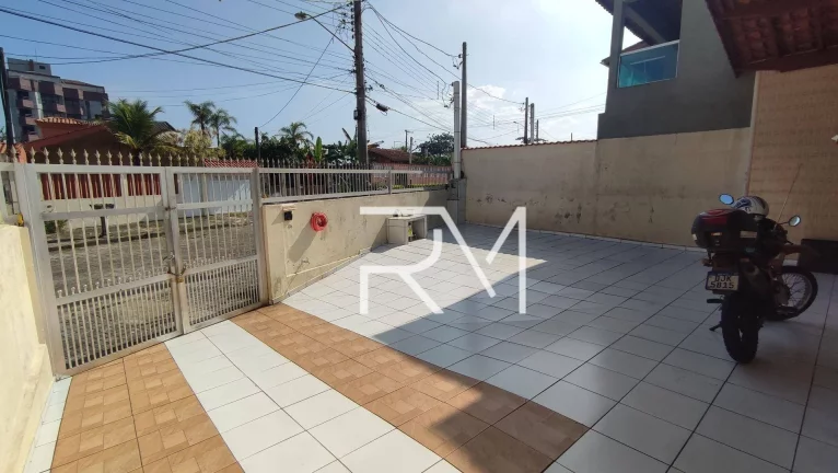 Foto do imóvel Casa com 3 dormitórios à venda, 156 m por R$ 450.000,00 - Agenor de Campos - Mongaguá/SP