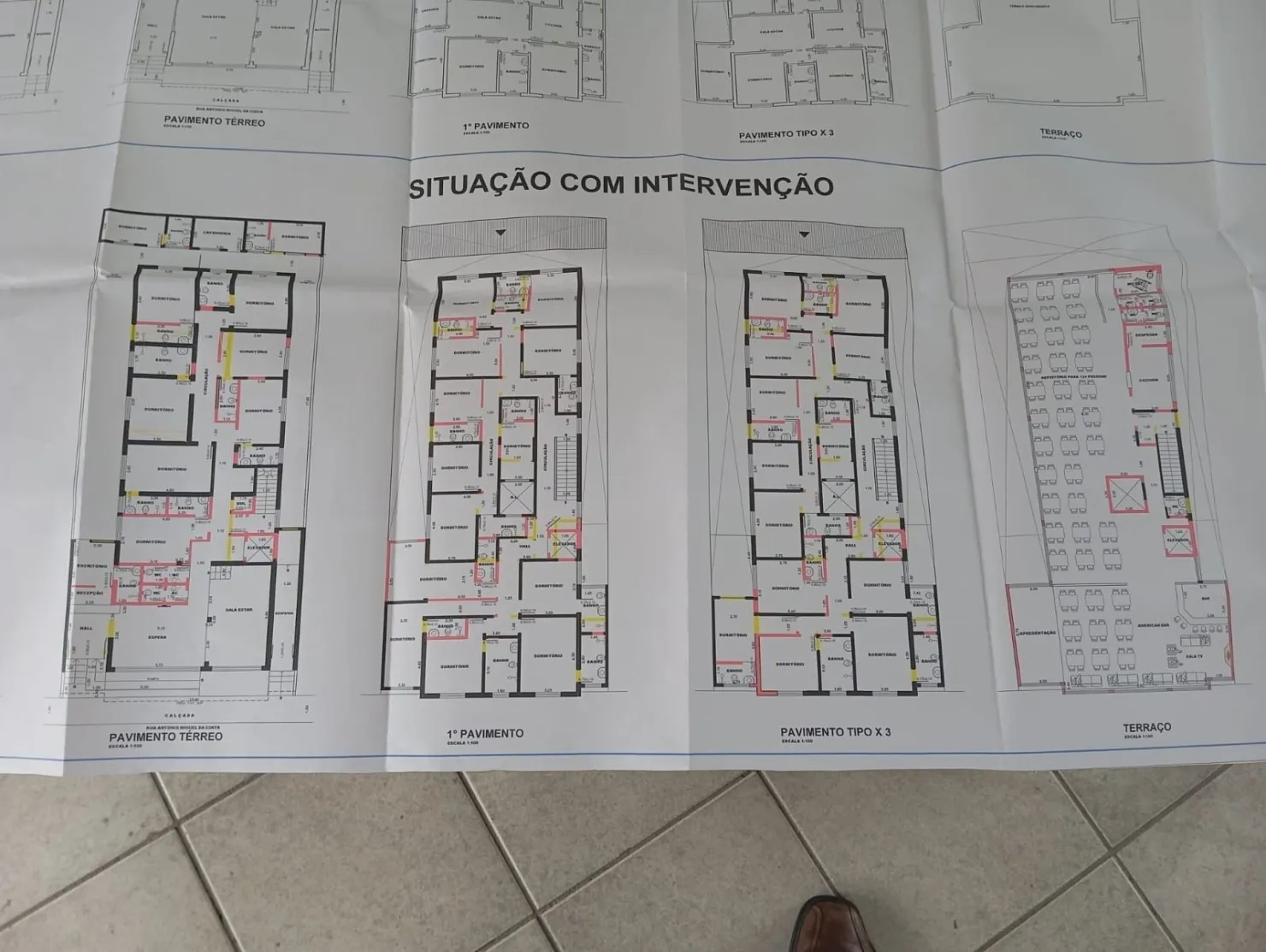 Imagem Oportunidade Única: Prédio Residencial com Projeto para Hotel de 124 Suítes e Restaurante com Vista Panorâmica