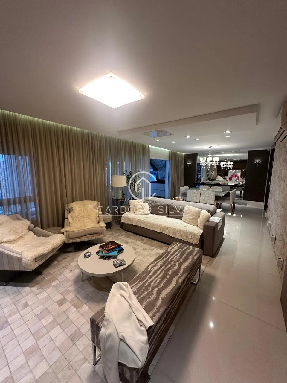 Imagem Espaço Cerâmica - Condomínio Premier - Apartamento de 162m2 com 03 suítes e 03 vagas de garagem - Lazer Completo