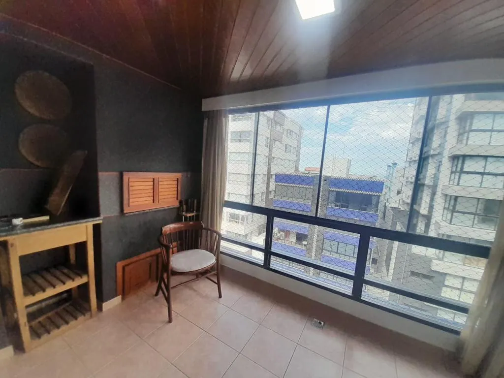 Imagem Apartamento 2Dórmitórios dependência - Bairro Zona Nova