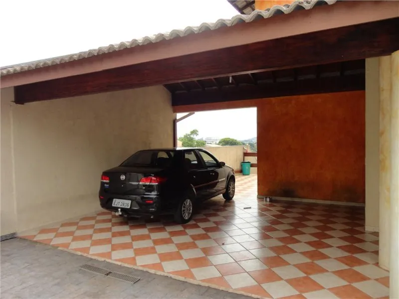 Imagem Imperdível oportunidade: Casa à venda em Valinhos-SP, Jardim Europa, 3 quartos, 1 suíte, 2 salas, 4 banheiros, 2 vagas, 330m².