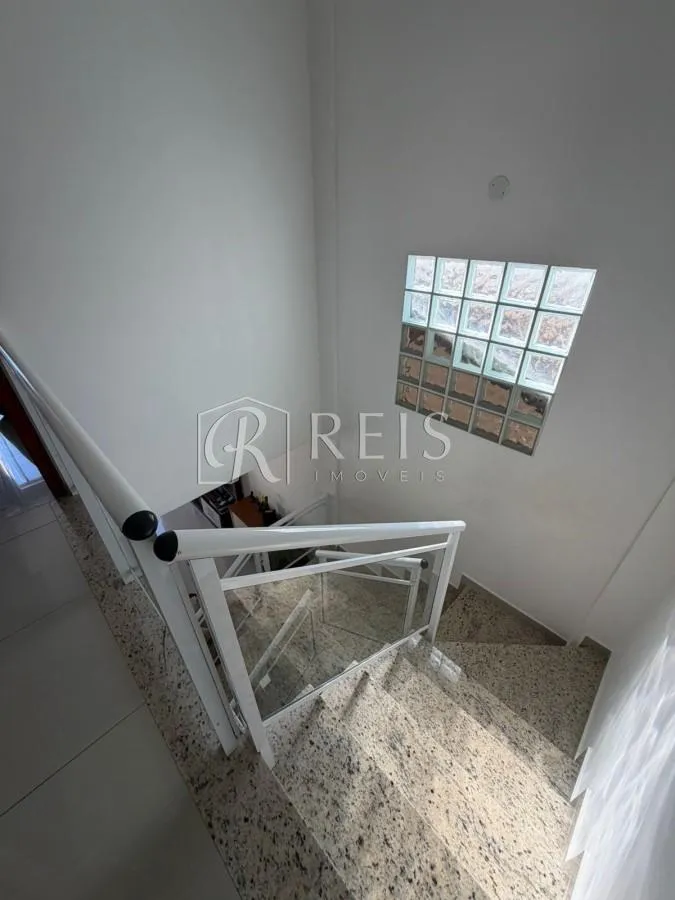 Imagem Casa para Venda em Rio das Ostras, Terra Firme, 3 dormitórios, 1 suíte, 3 banheiros, 1 vaga