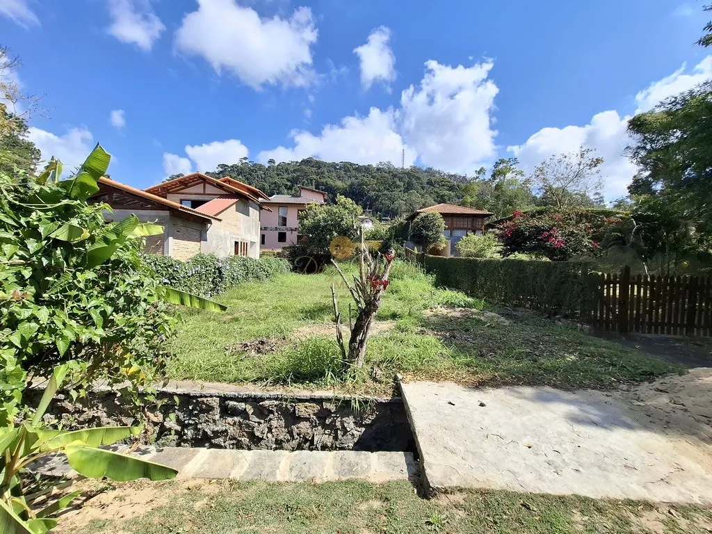 Imagem Terreno em Condomínio para Venda em Teresópolis / RJ no bairro Vargem Grande