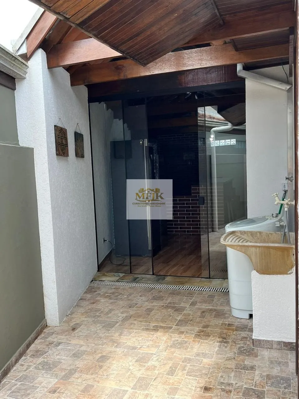 Imagem CASA A VENDA EM CONDOMÍNIO FECHADO NO BALNEÁRIO CANOAS