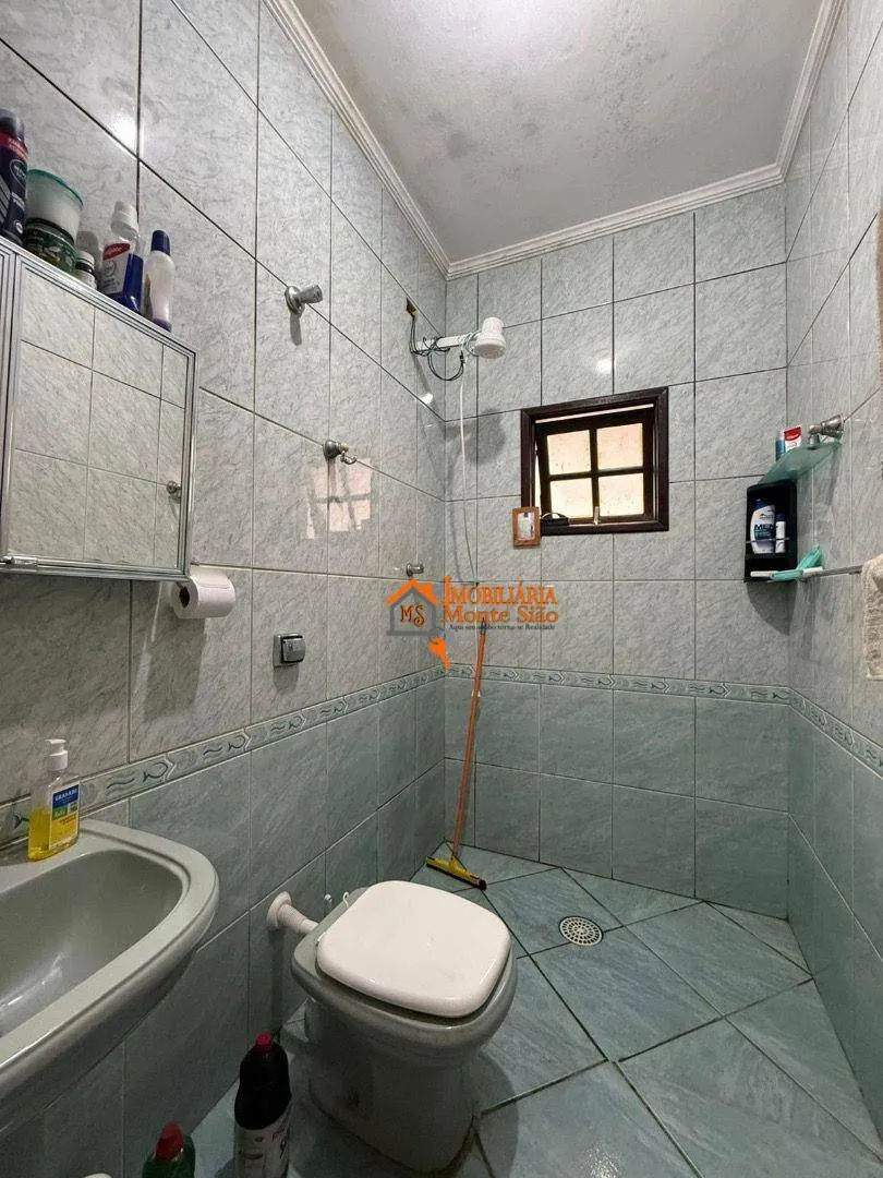 Imagem Sobrado com 3 dormitórios à venda, 253 m² por R$ 650.000,00 - Vila Rio de Janeiro - Guarulhos/SP