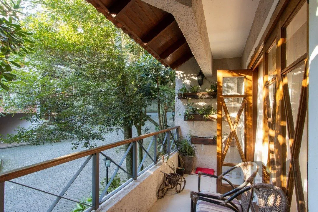 Imagem Casa de Condomínio em Jardim Isabel
