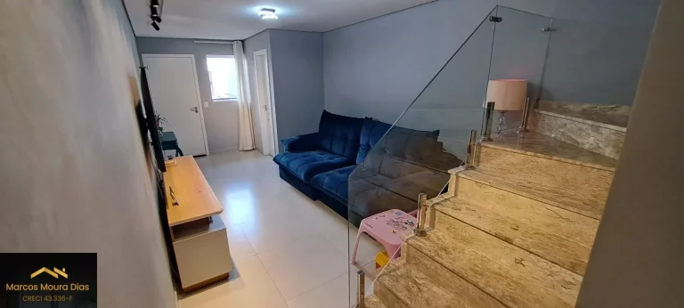 Imagem Casa Sobrado na Vila Polopoli ( Butantã) com 2 Suítes com AR CONDICIONADO e 2 Vagas de Garagem