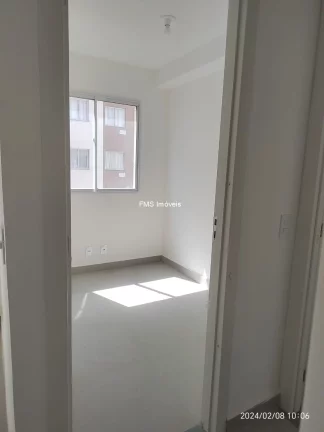 Imagem Aluguel de Apartamento em São Paulo - Canindé: 2 Quartos, Sala, Banheiro, 40m². Venha conferir!