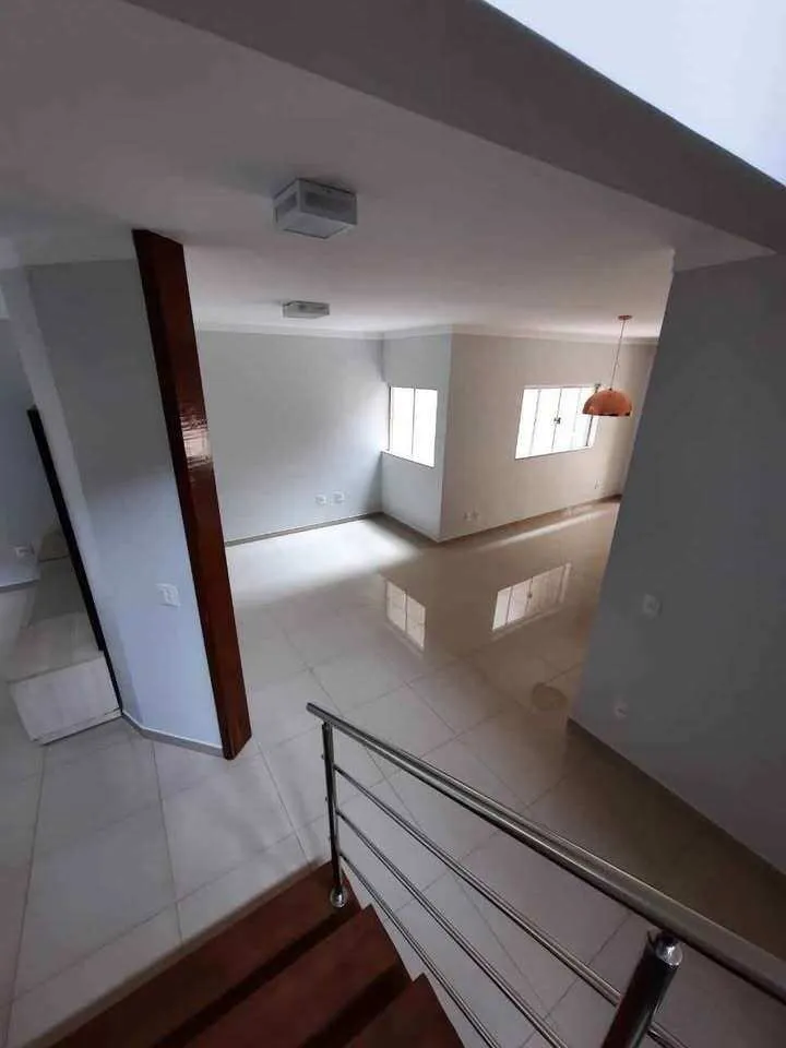 Imagem Casa à venda em Franca, Jardim Piratininga, com 3 quartos, 275m2