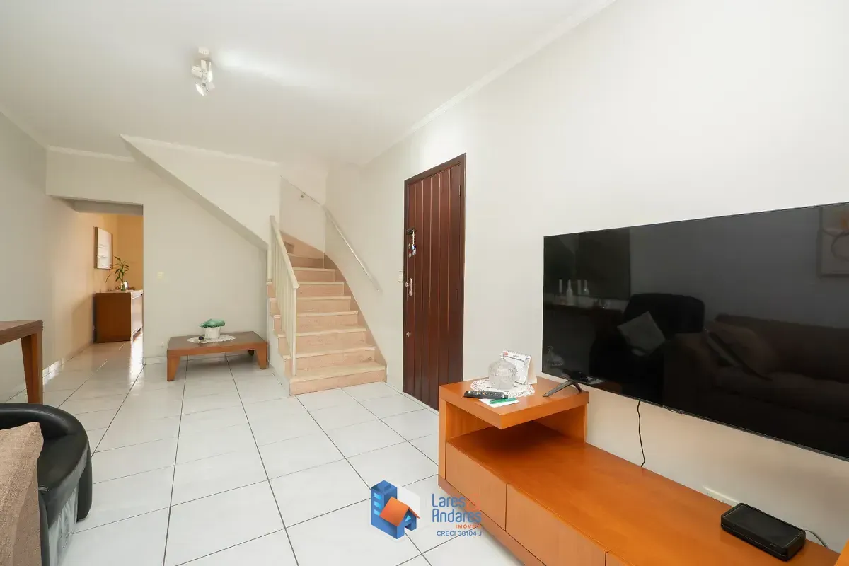 Imagem Sobrado para venda em Bosque da Saúde com 3 quartos, sendo 1 suíte, 149m²
