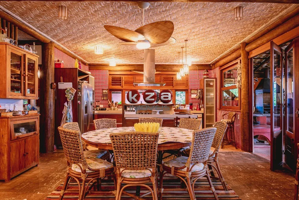 Imagem Imperdível: Casa de luxo com 5 quartos e 5 suítes na Ponta da Sela em Ilhabela-SP!