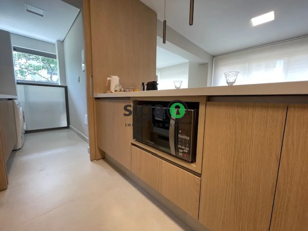 Imagem Apartamento mobiliado para VENDA com 2 dorms, sendo 1 suite, 1 vg com vista eterna para o Jd Europa