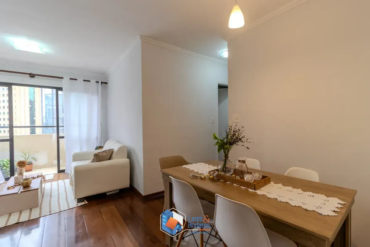Imagem Apartamento para venda em Moema com 2 quartos, sendo 1 suíte, 63m²