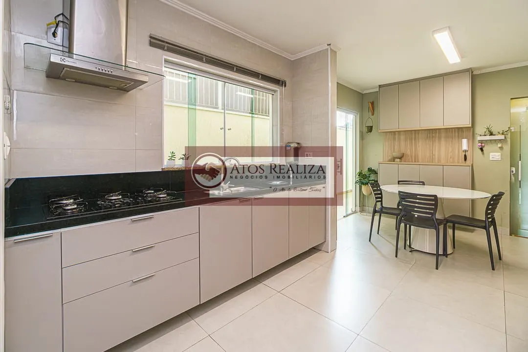 Imagem Sobrado de 180m² em Vila Mazzei, São Paulo - 3 dormitórios, 3 suítes, 3 banheiros por R$ 870.000