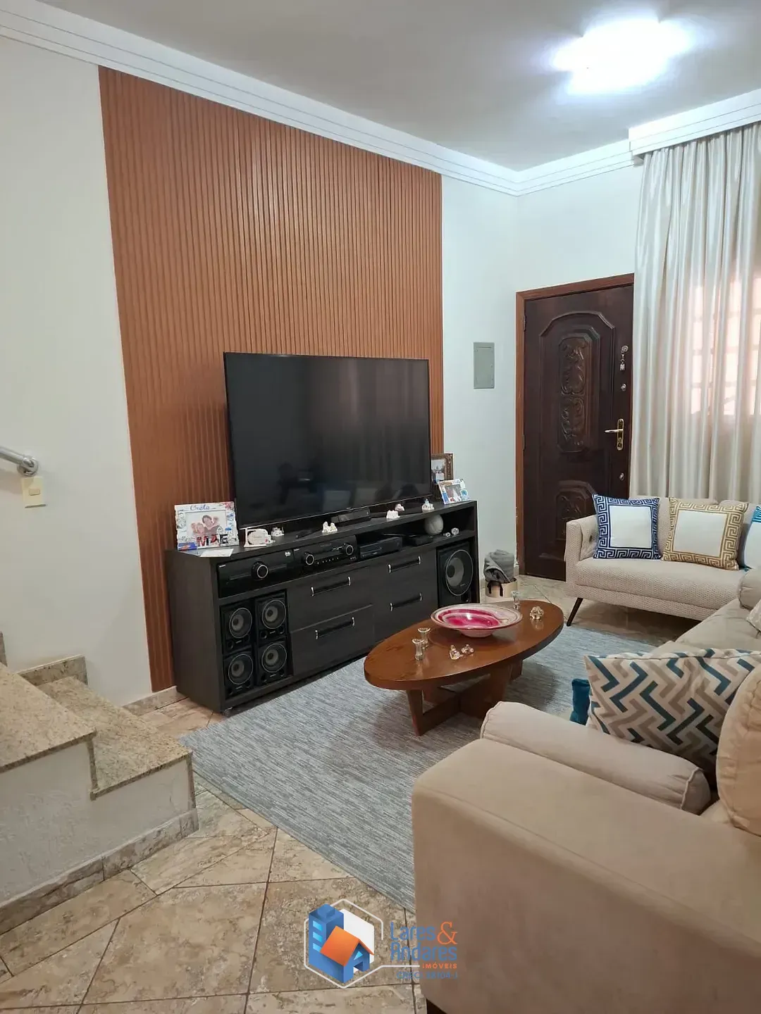 Imagem Casa para venda em Santa Teresinha com 9 quartos, sendo 3 suítes, 522m²
