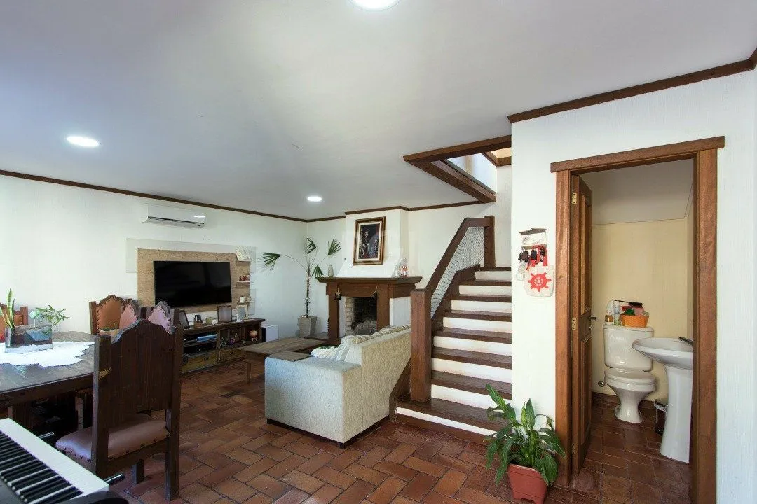 Casa Condominio para Venda - 195m², 2 dormitórios, sendo 1 suites, 2 vagas - Tristeza