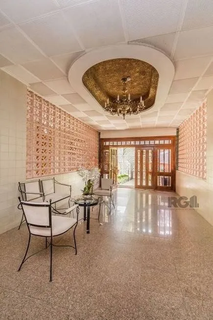 Imagem Vendo apartamento no bairro Floresta, em frente ao colégio Marista São Pedro. com 143,00m2 de área privativa