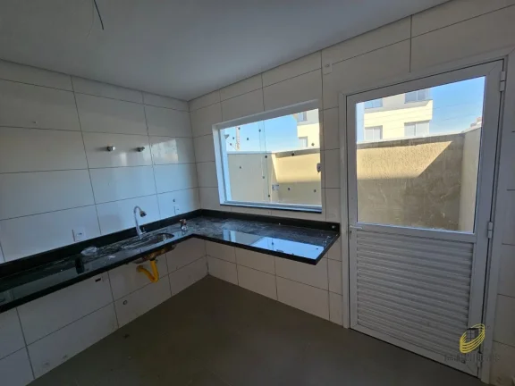 Imagem Imperdível! Casa à venda em São Paulo-SP, Jardim Umuarama: 2 quartos, 2 suítes, 77,85m² de área. Venha conferir!