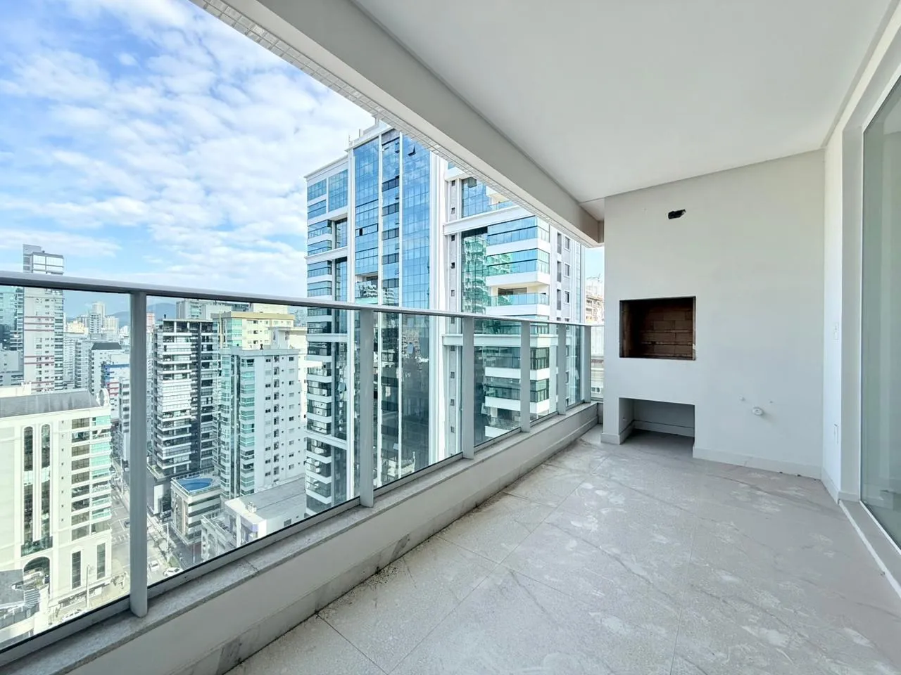 Imagem Apartamento à venda com 132m2 por R$ 2.900.000,00