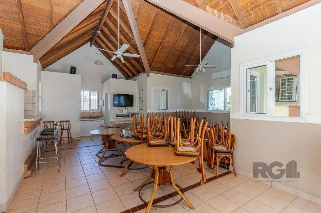 Imagem Excelente apartamento de 83m² com 3 dormitórios e 2 vagas.