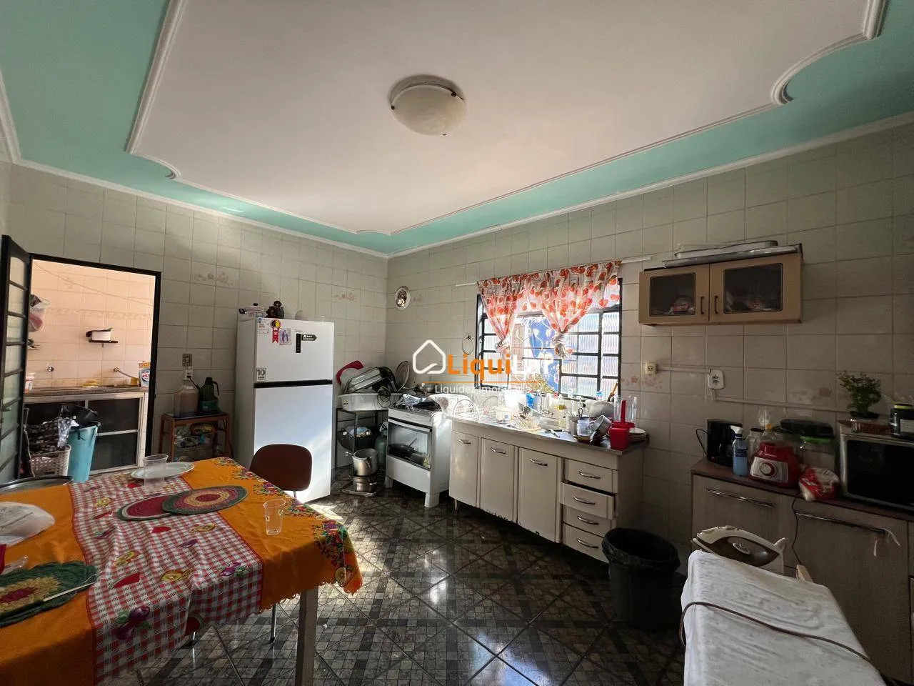 Imagem Casa com Edícula no Tiradentes - Excelente Oportunidade