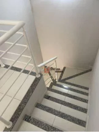 Imagem Sobrado em condomínio, 3 dormitórios, sendo 1 suíte, 2 vagas - Medeiros - Jundiaí