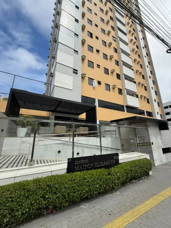 Foto do imóvel Apartamento com 3 dormitórios à venda, 86 m² por R$ 749.998,00 - Manaíra - João Pessoa/PB