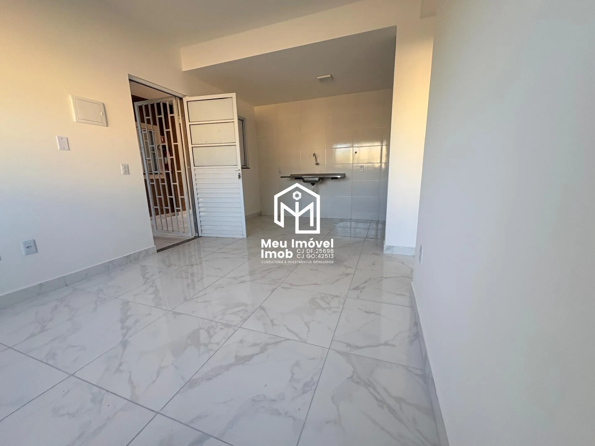 Imagem Apartamento 02 Dorm. em Parque Marajó - Valparaíso de Goiás