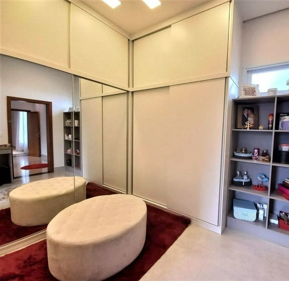 Imagem Casa no Village Castelo Itu de 580m²