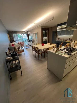 Imagem Apartamento Mobiliado, 03 quartos sendo 03 suítes com closet, em Canasvieiras Florianópolis SC